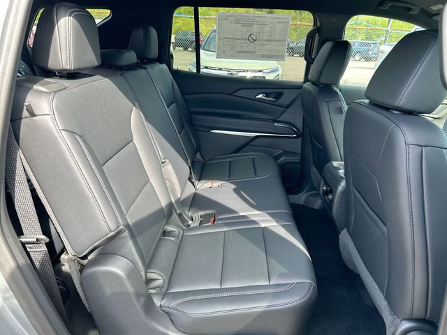 New 2026 Chevrolet Traverse LT w/ Driver Confidence Package AWD/4WD image 26