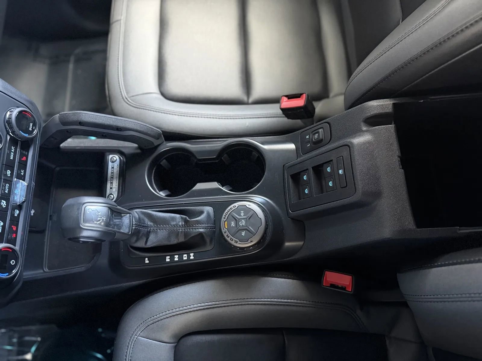 Used 2024 Ford Bronco Big Bend image 37