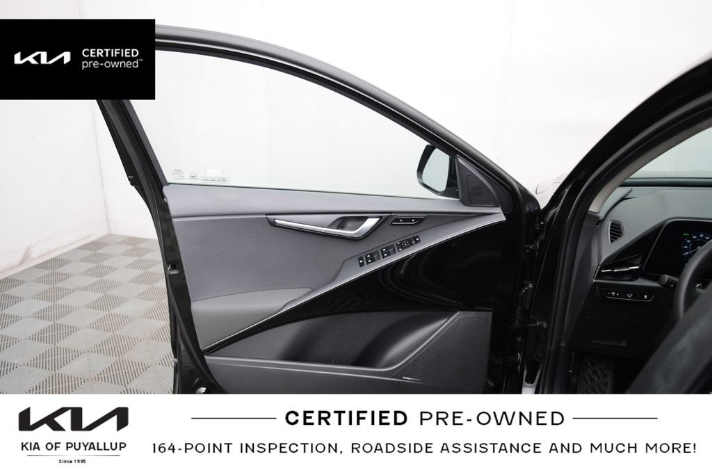Certified 2023 Kia Niro Wave FWD image 10