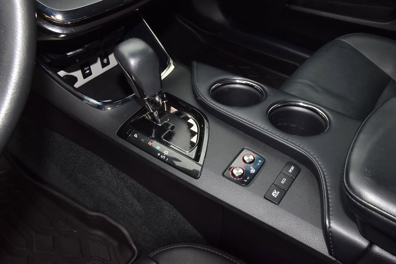 Used 2018 Toyota Avalon XLE Premium image 30