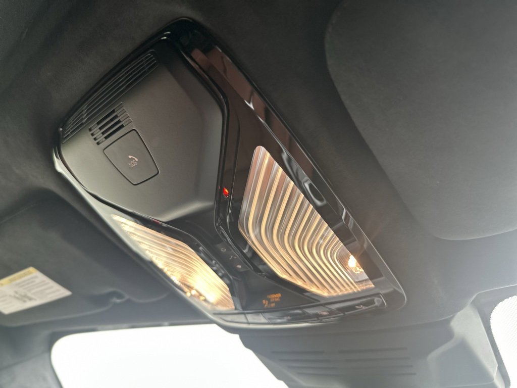 New 2026 BMW X7 M60i image 31