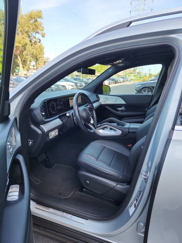 Certified 2024 Mercedes-Benz GLS 450 4MATIC image 5