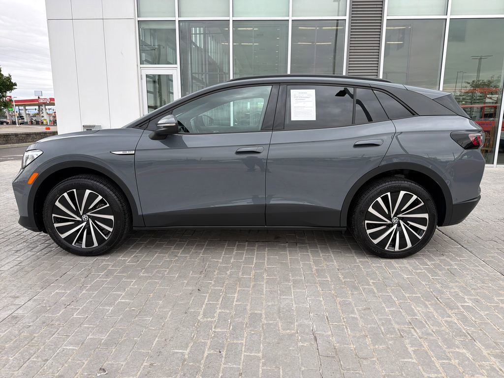 Used 2025 Volkswagen ID.4 Pro AWD/4WD image 3