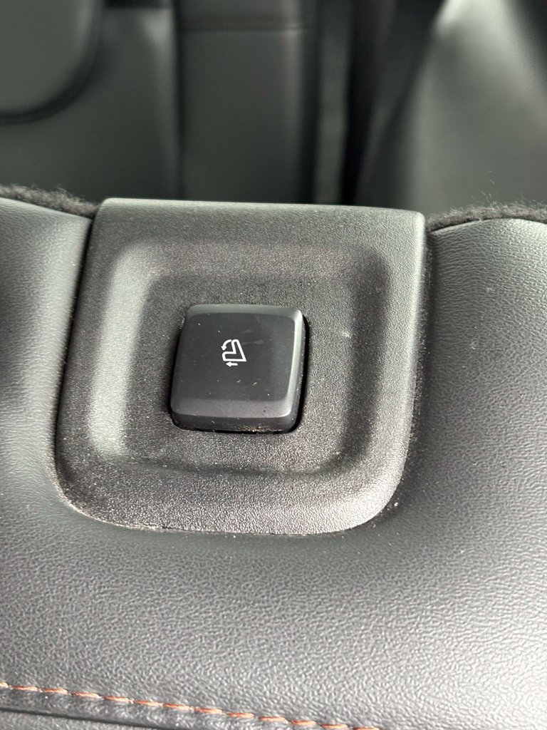Used 2023 Lincoln Aviator AWD w/ Premium Package image 17