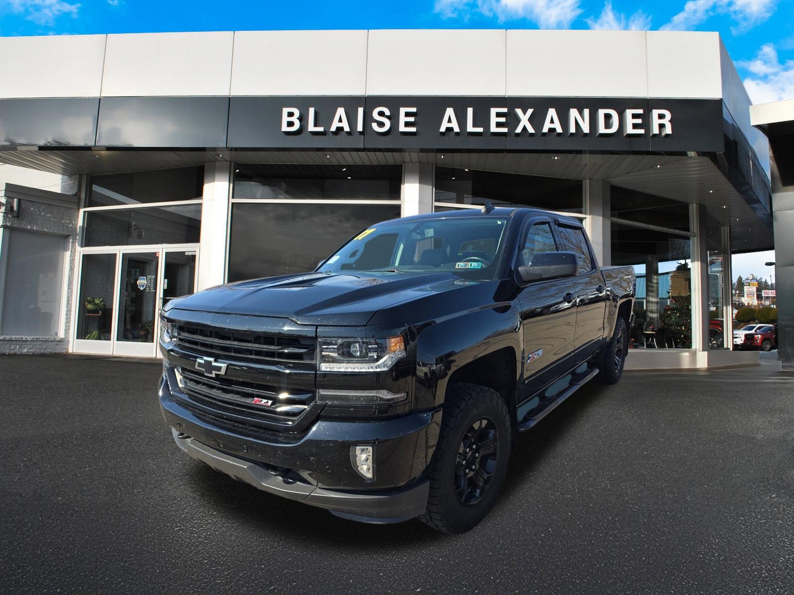 Used 2017 Chevrolet Silverado 1500 LTZ Z71 w/ LTZ Plus Package image 8