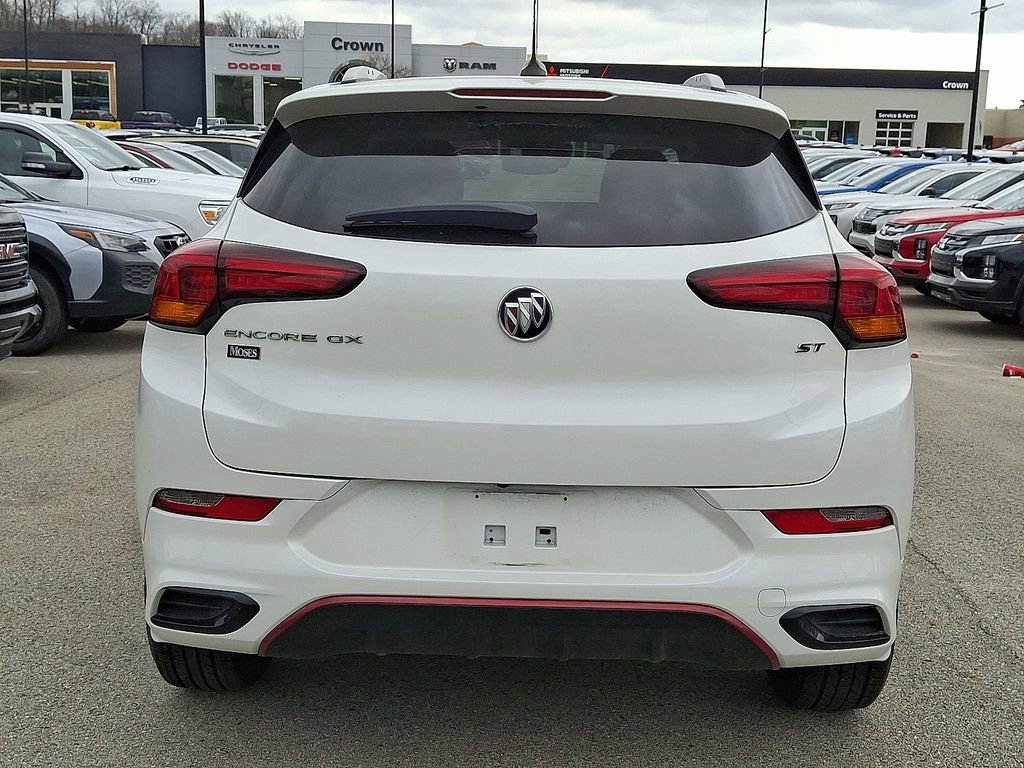 Used 2021 Buick Encore GX Essence w/ Sport Touring Package image 5