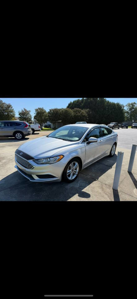 Used 2018 Ford Fusion SE w/ Fusion SE Technology Package