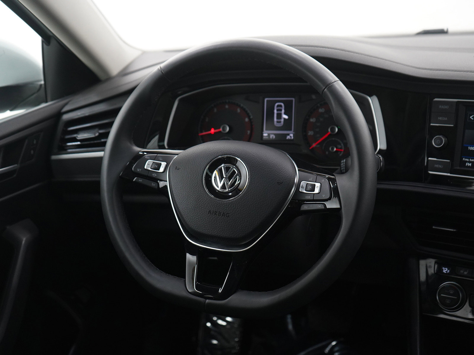 Used 2020 Volkswagen Jetta SE w/ SE Cold Weather Package image 14