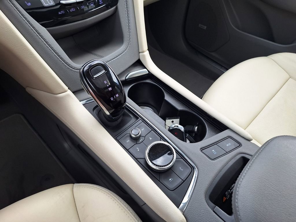 Certified 2023 Cadillac XT5 Premium Luxury image 14