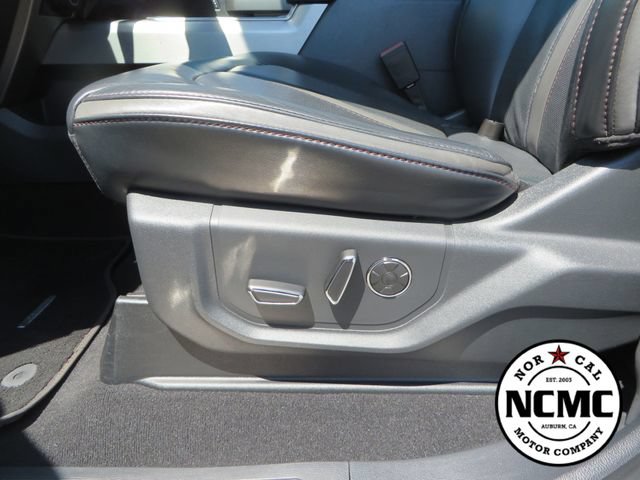 Used 2022 Ford F350 Platinum w/ FX4 Off-Road Package AWD/4WD image 26