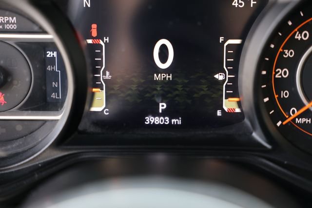 Used 2024 Jeep Wrangler Sahara image 18