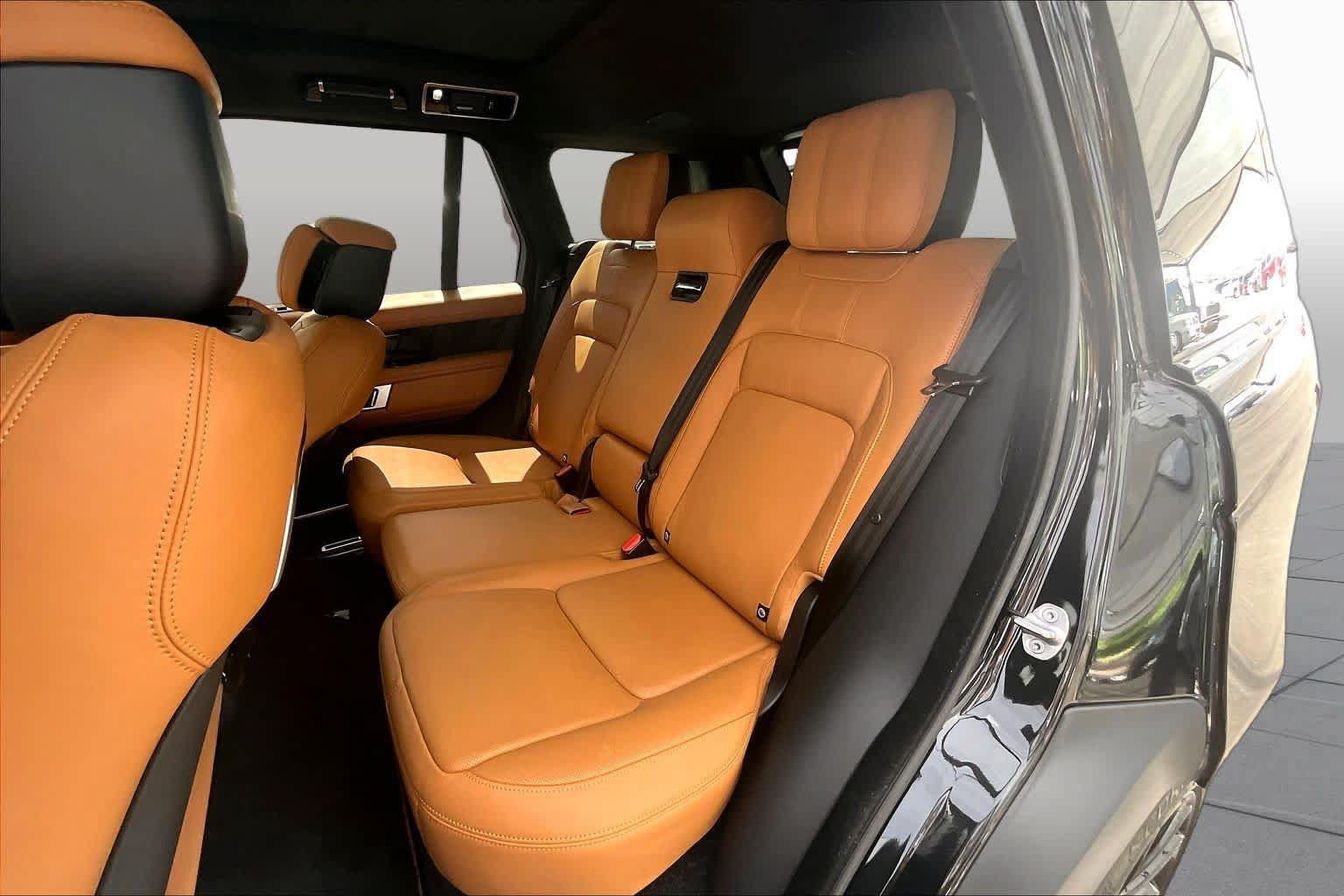 Used 2022 Land Rover Range Rover Autobiography AWD/4WD image 19