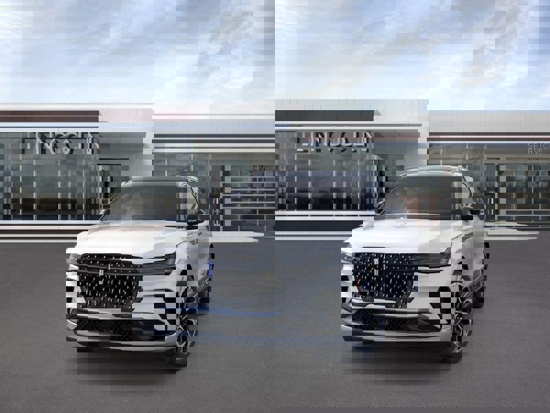 New 2026 Lincoln Nautilus Reserve image 2