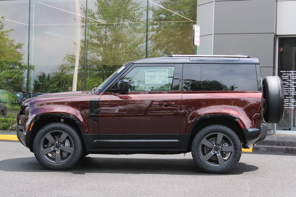 New 2026 Land Rover Defender 90 X-Dynamic SE AWD/4WD image 9