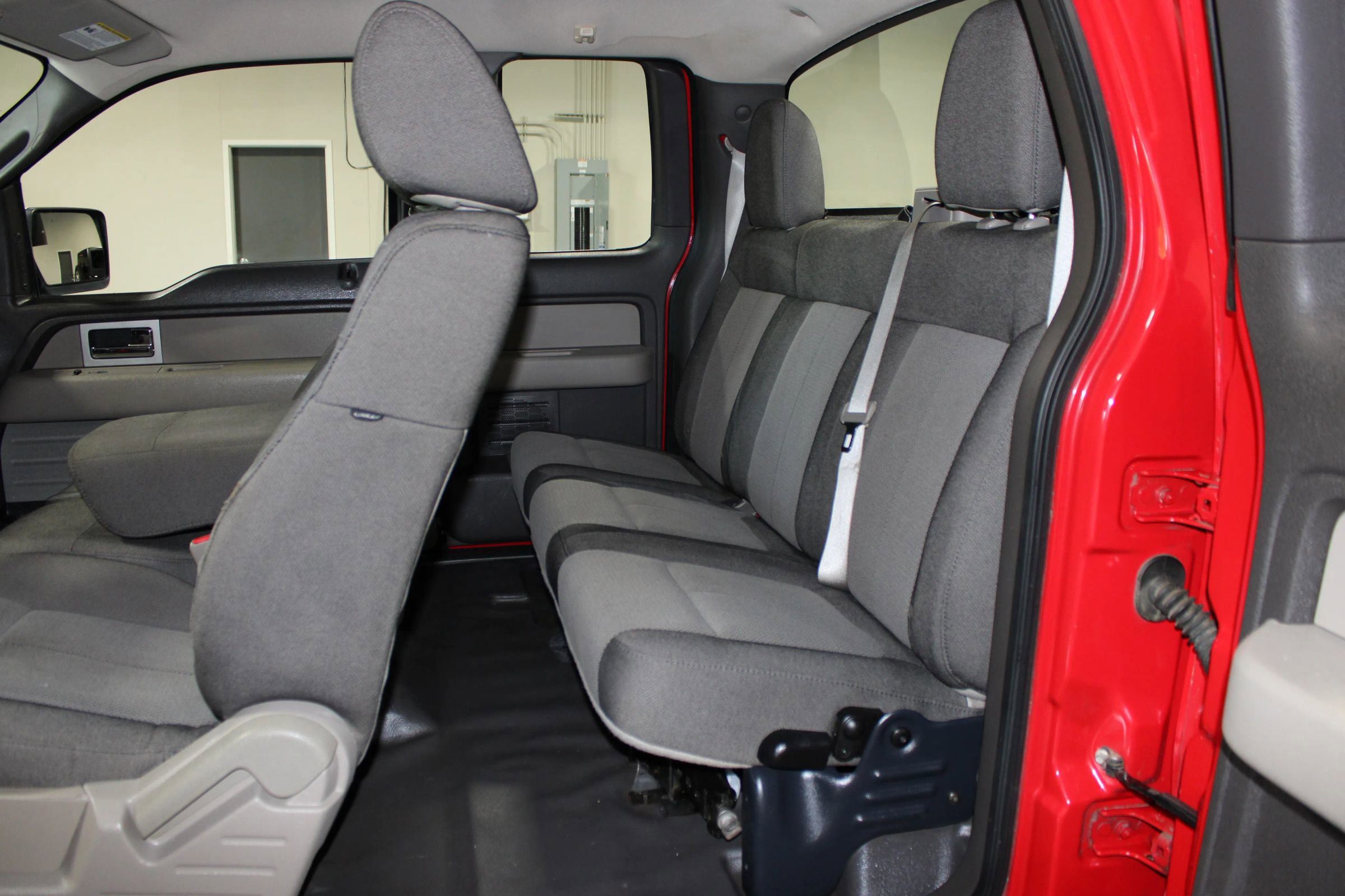 Used 2010 Ford F150 STX image 17