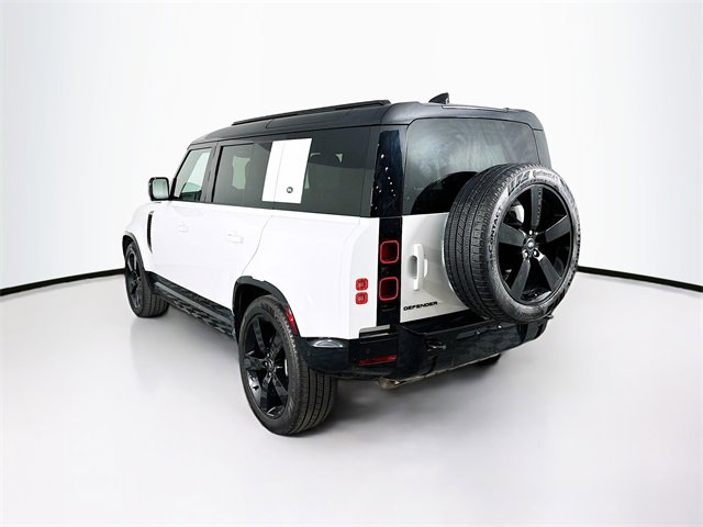 Used 2024 Land Rover Defender 110 X-Dynamic SE image 7