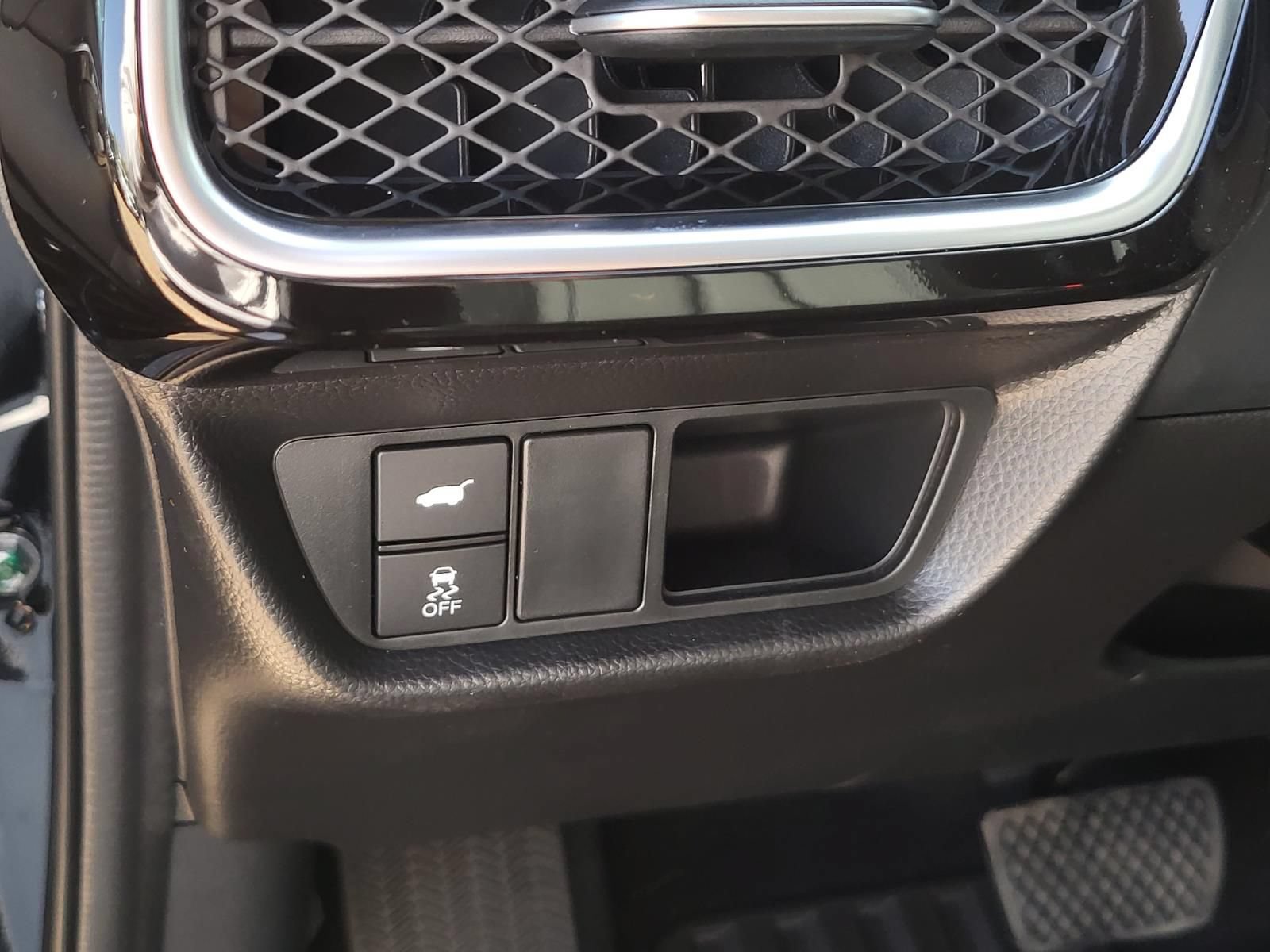 New 2026 Acura ADX AWD image 18