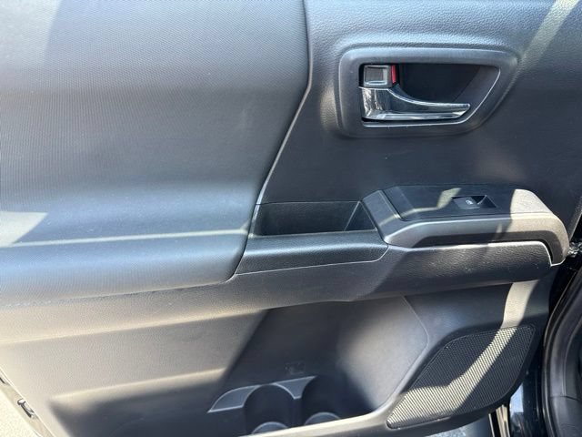 Used 2022 Toyota Tacoma TRD Off-Road w/ Technology Package RWD image 23
