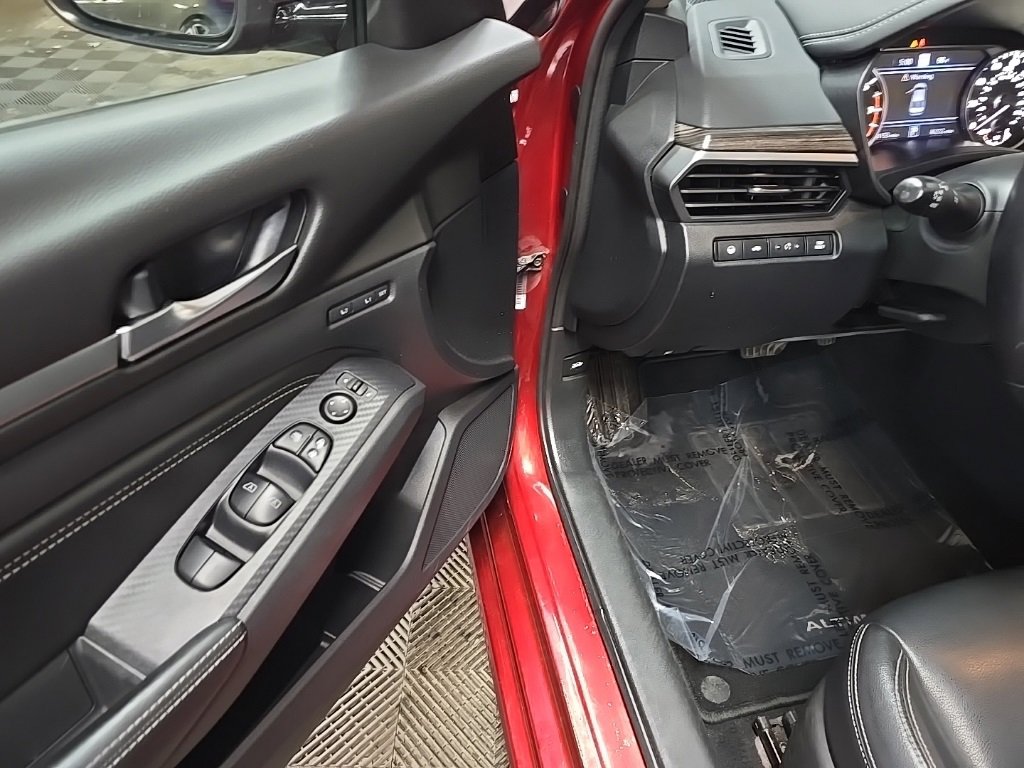 Used 2019 Nissan Altima 2.5 Platinum image 27