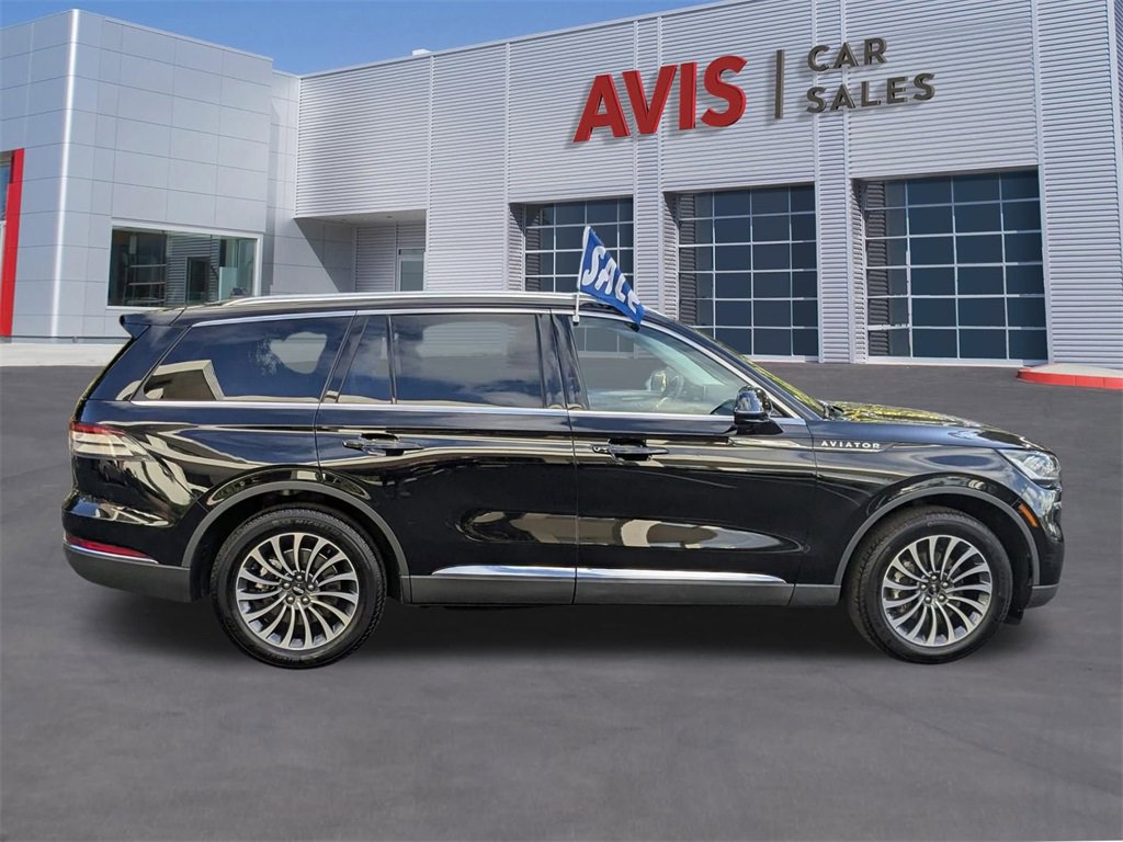Used 2024 Lincoln Aviator AWD w/ Premium Package image 5