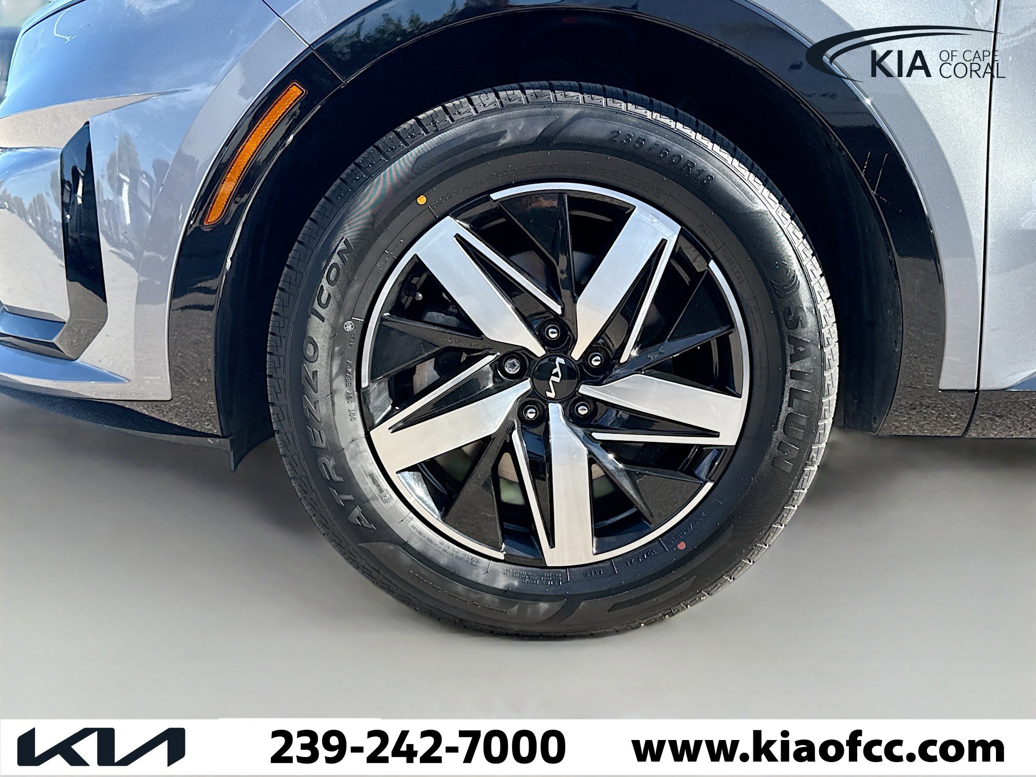 Certified 2023 Kia Sorento S w/ Panoramic Sunroof Package image 42