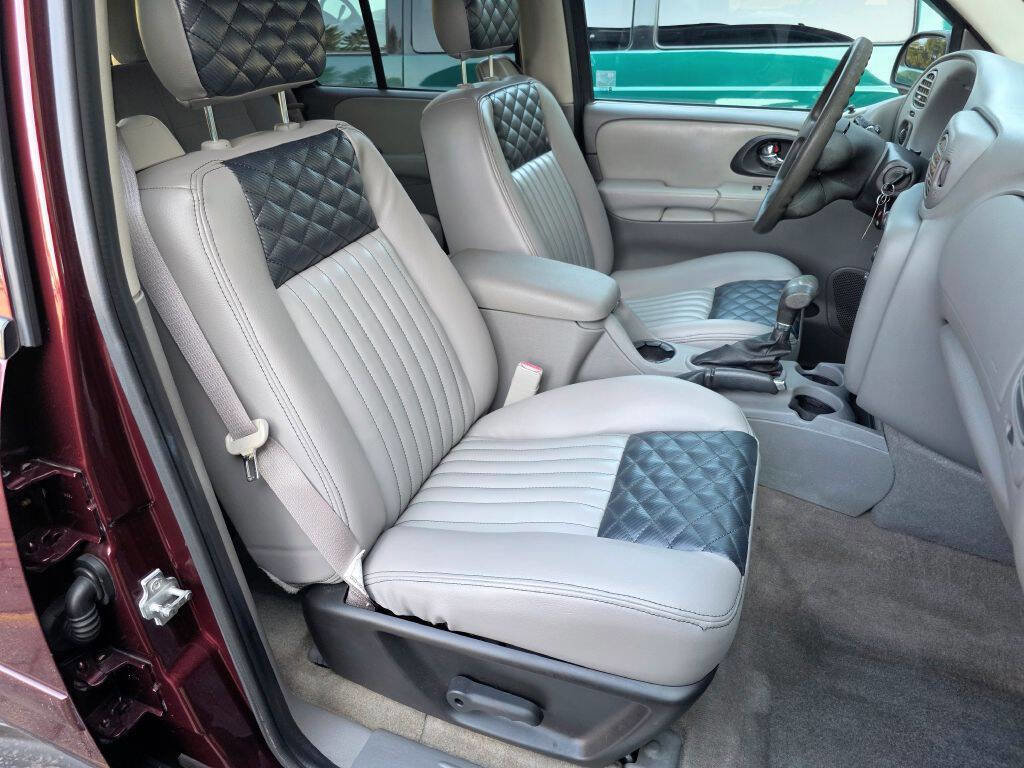 Used 2007 Chevrolet TrailBlazer LS w/ LS Preferred Equipment Group image 13
