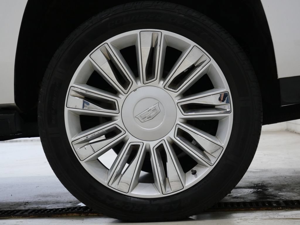 Used 2020 Cadillac Escalade Platinum AWD/4WD image 9