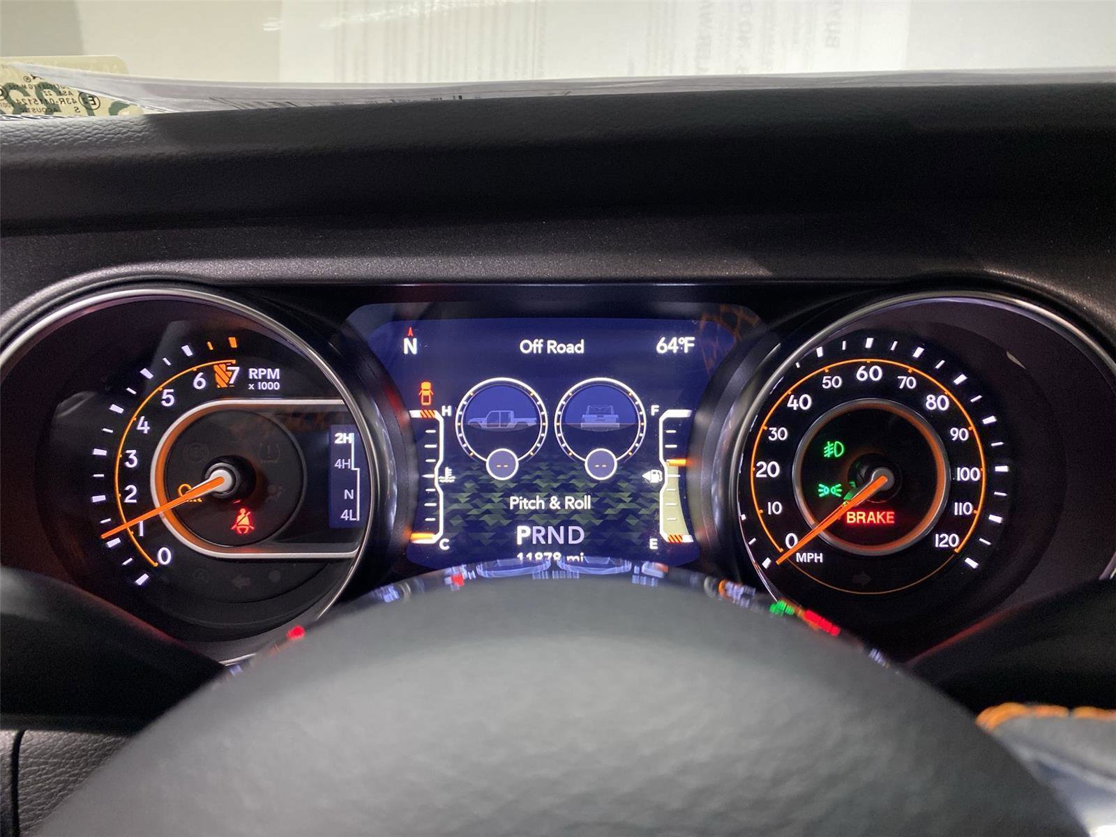 Used 2023 Jeep Gladiator Mojave w/ Cold Weather Group image 14