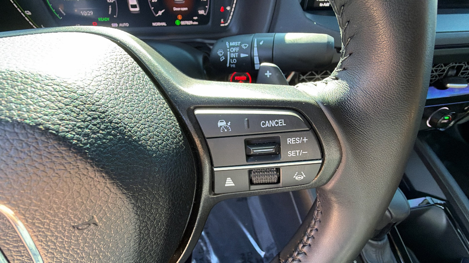 Used 2025 Honda Accord Sport image 28