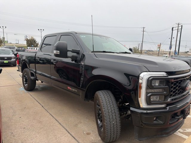 Used 2025 Ford F250 XL w/ STX Appearance Package image 5