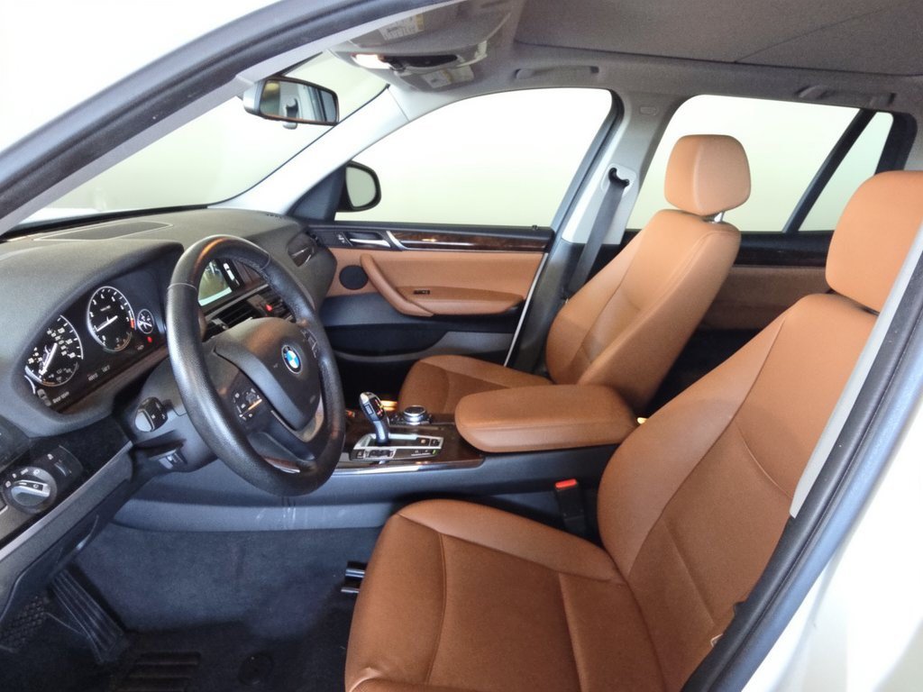 Used 2016 BMW X3 xDrive28i AWD/4WD image 4