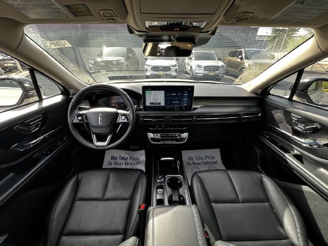 Certified 2023 Lincoln Corsair AWD w/ Equipment Group 101A image 3