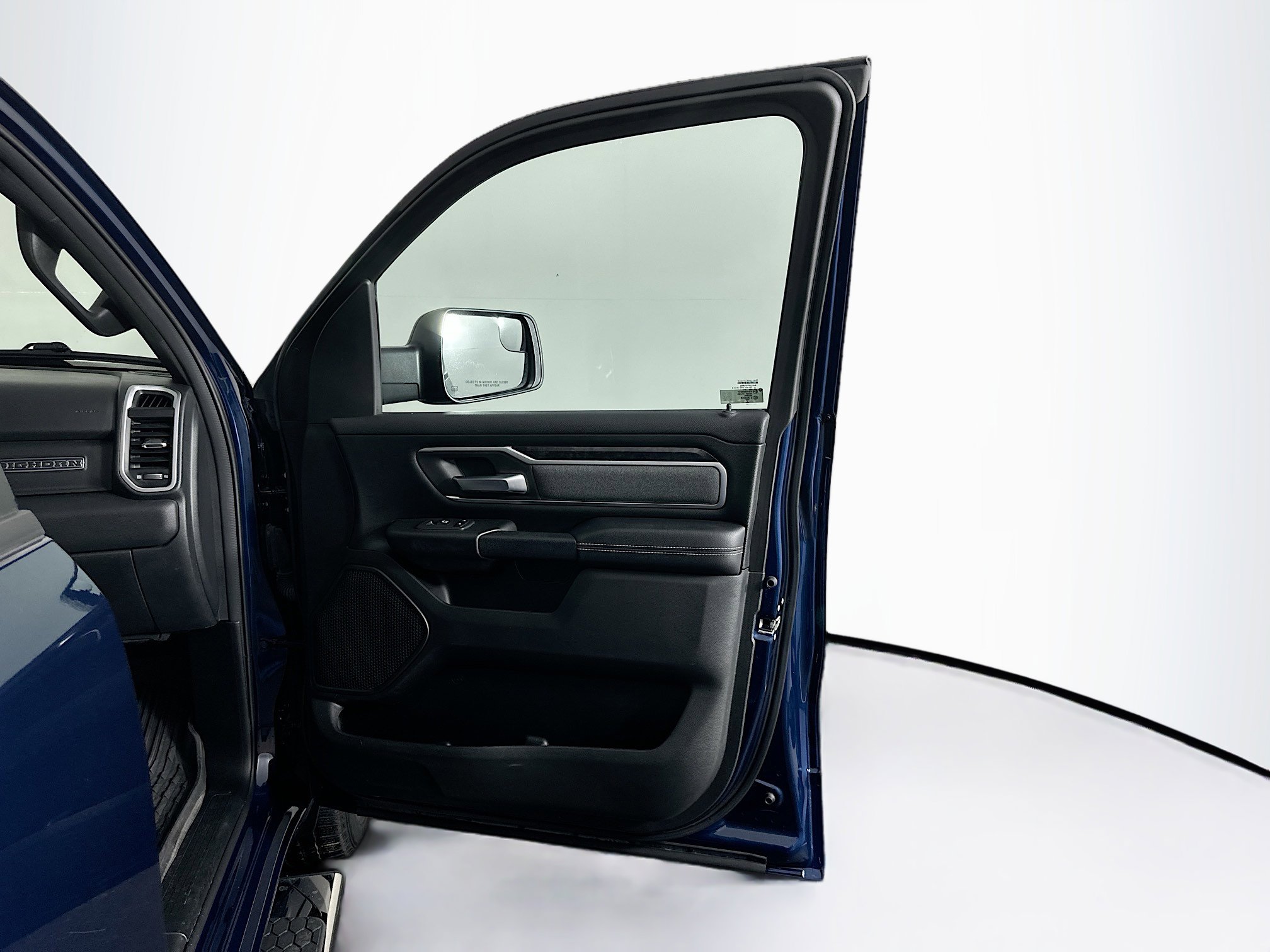 Used 2023 RAM 1500 Big Horn image 30