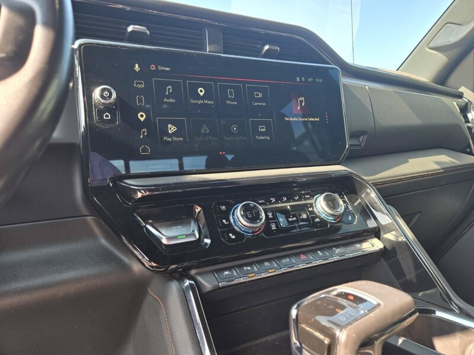 Used 2022 GMC Sierra 1500 AT4 w/ AT4 Premium Package AWD/4WD image 14
