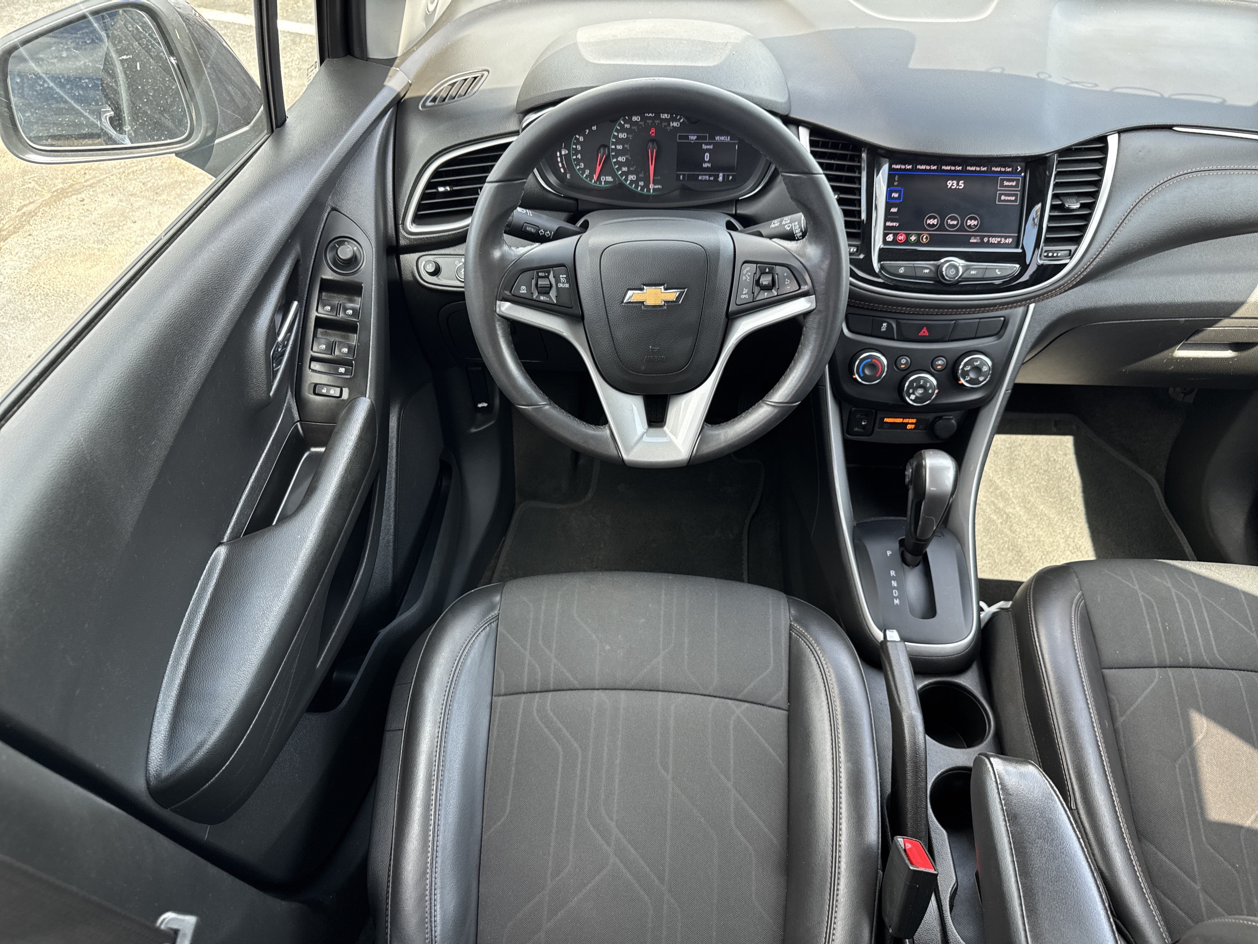 Used 2022 Chevrolet Trax LT w/ Driver Confidence Package AWD/4WD image 12