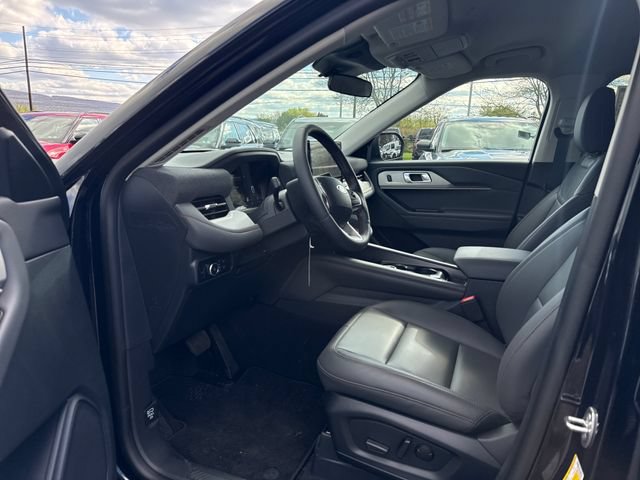 New 2026 Ford Explorer Active w/ Active Comfort Package AWD/4WD image 9