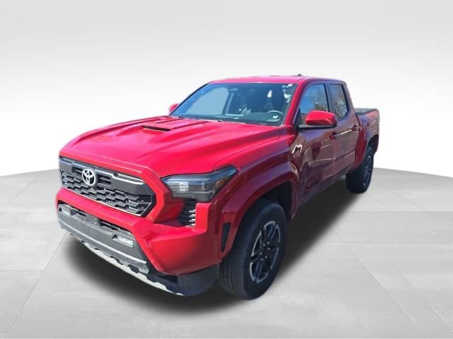 Used 2025 Toyota Tacoma TRD Sport image 2