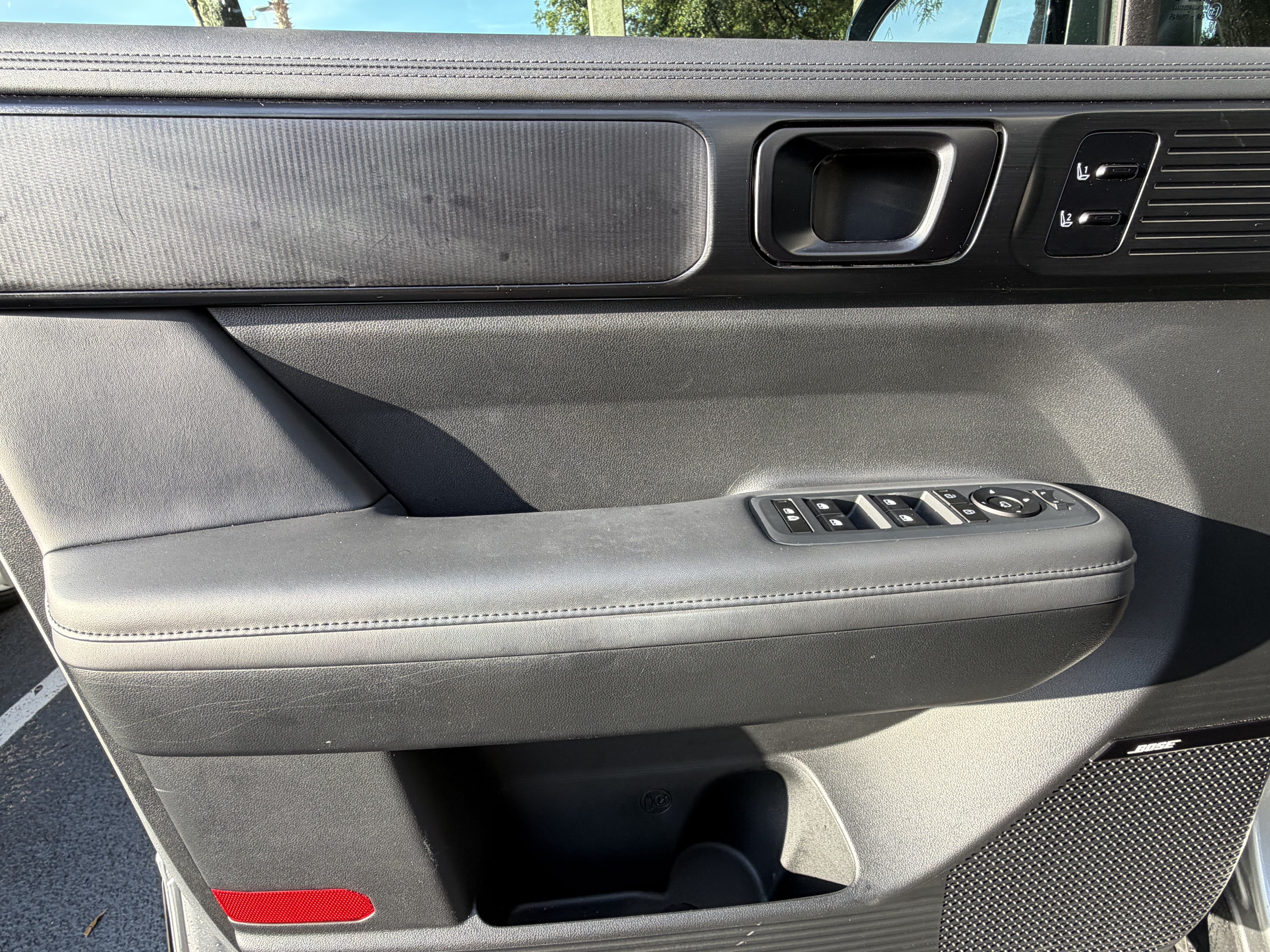 Used 2024 Hyundai Santa Fe Calligraphy AWD/4WD image 13