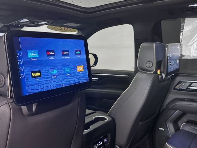 Used 2025 Chevrolet Tahoe Premier AWD/4WD image 29
