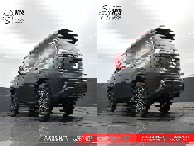 New 2026 Nissan Armada SL image 50