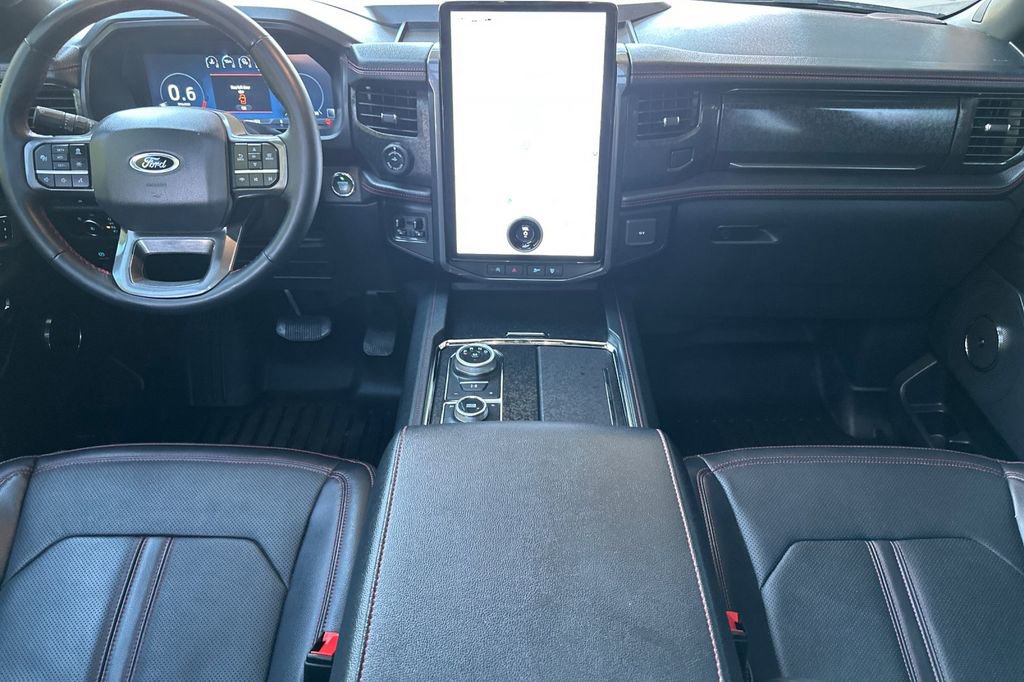 Used 2023 Ford Expedition Limited AWD/4WD image 13