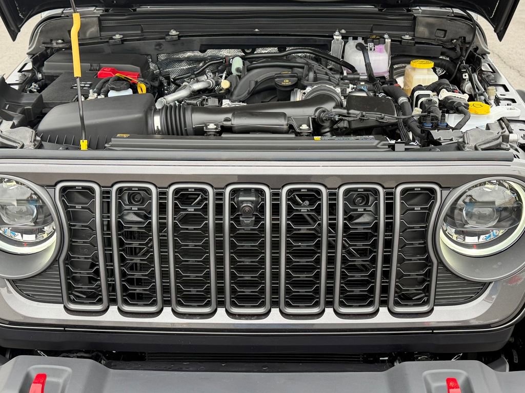 New 2026 Jeep Wrangler Unlimited Rubicon w/ Xtreme 35 Tire Package image 25