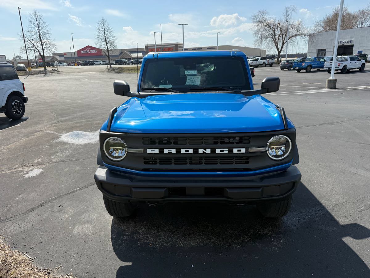 New 2025 Ford Bronco Big Bend AWD/4WD image 2
