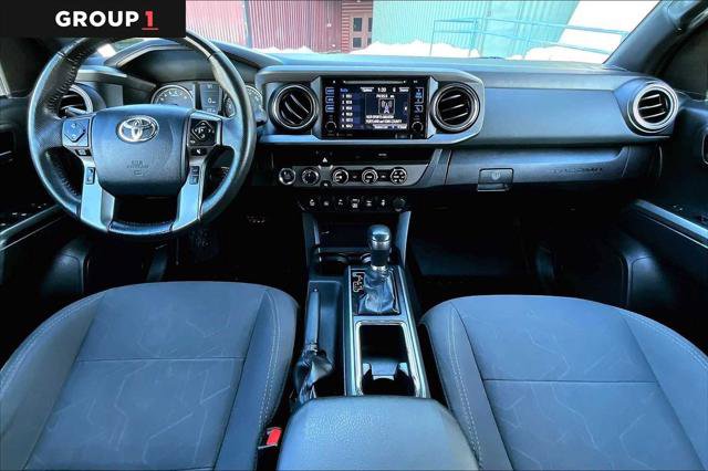 Certified 2018 Toyota Tacoma TRD Off-Road w/ Technology Package AWD/4WD image 16