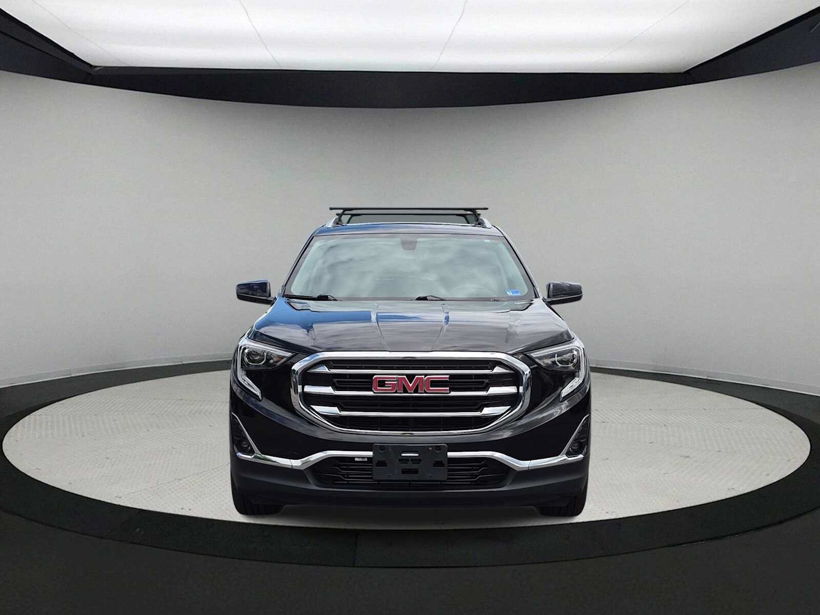 Used 2019 GMC Terrain SLT w/ Preferred Package AWD/4WD image 3