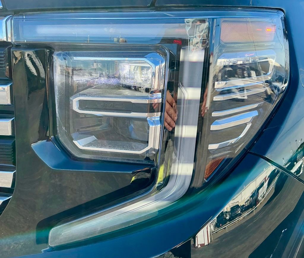 Used 2024 GMC Sierra 1500 SLT image 10
