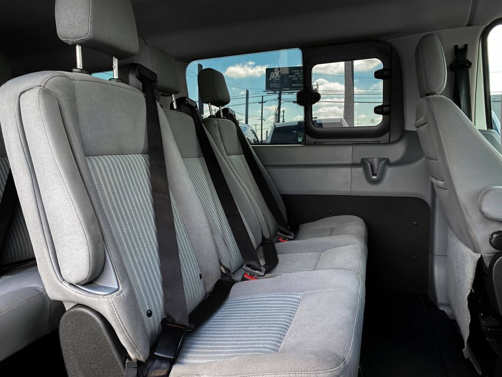 Used 2018 Ford Transit 150 XLT RWD image 15