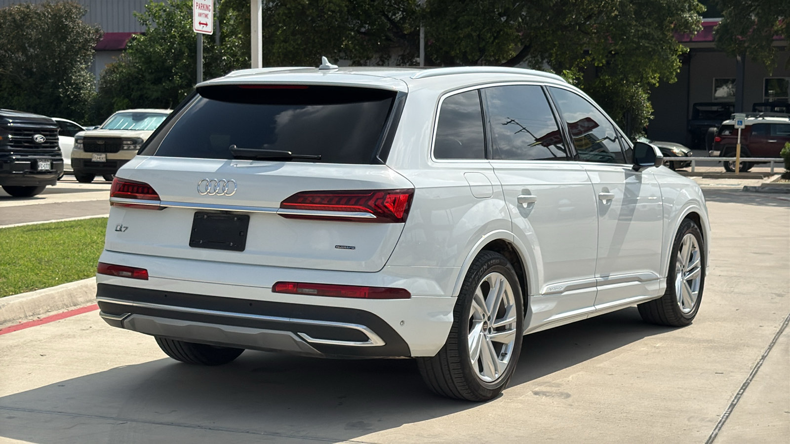 Used 2023 Audi Q7 3.0T Prestige AWD/4WD image 7