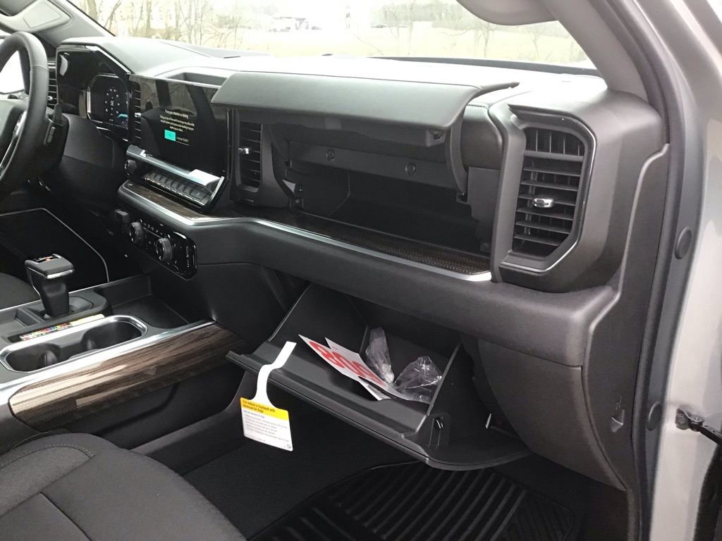 New 2026 Chevrolet Silverado 1500 LT w/ Z71 Off-Road Package image 25