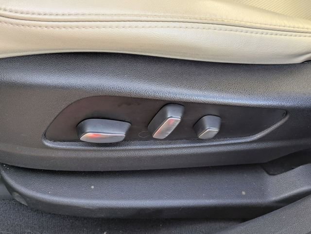 Used 2019 Cadillac XT5 Luxury image 27